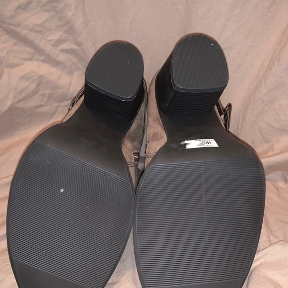 Torrid booties - Picture 2 of 3